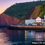 세인트헬레나 역사적 인물들의 발자취 - **"Historic Jamestown Harbor at Sunset"**
A picturesque, wide-angle view of Jamestown, Saint Hel...
