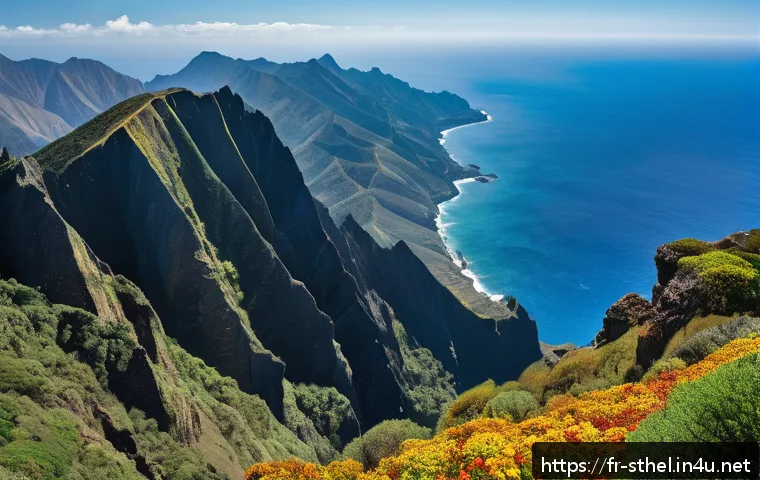세인트헬레나 레저 및 액티비티 - A breathtaking panoramic view from the summit of Diana&rsquo;s Peak, Saint Helena&rsquo;s highest point, showcas...